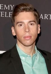 Jordan Gavaris