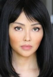 Elizabeth Tan