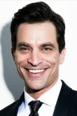 Johnathon Schaech